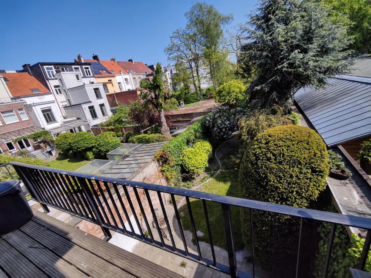Traditional Chic, High Ceilings' Apt Aircos And Garage Antwerpen Exterior foto
