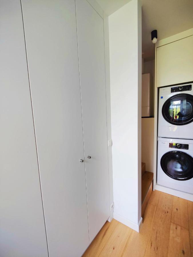 Traditional Chic, High Ceilings' Apt Aircos And Garage Antwerpen Exterior foto